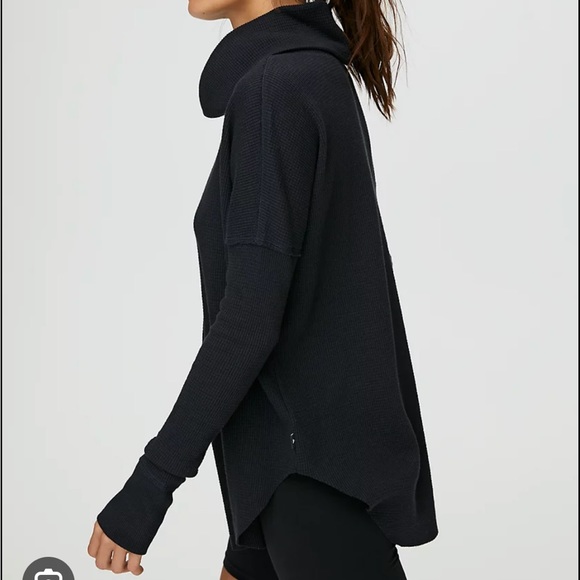 ARITZIA TNA, thermal cowlneck (XXS, honey beige) - Picture 4 of 4